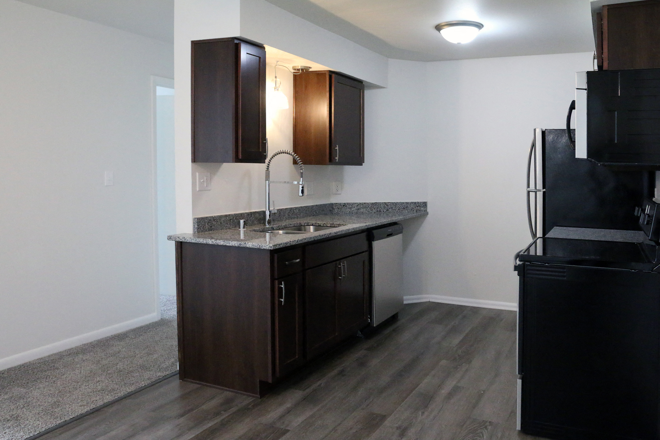 2 Bed Kitchen 01
